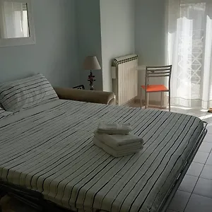https://fregenes-little-nest.it-romehotels.com