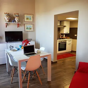 https://la-terrazza-di-leda.taorminaitalyhotels.com